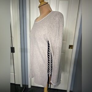 Nic + Zoe Beige Laced Up‎ Sides Pullover Sweater